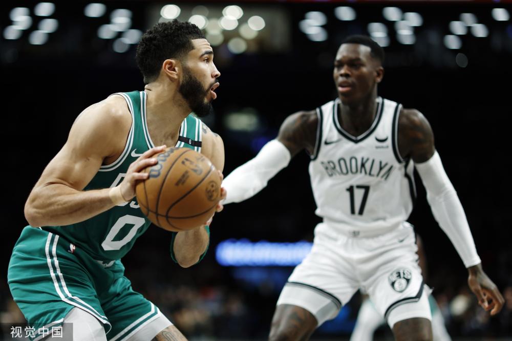 共有五名球 共有五名球