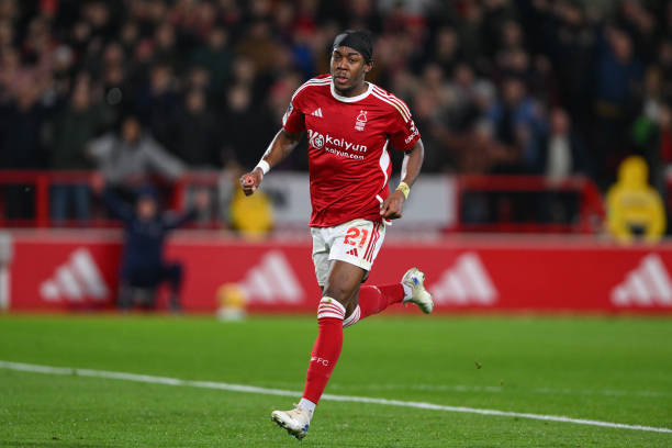 球员逐渐成 球员逐渐成