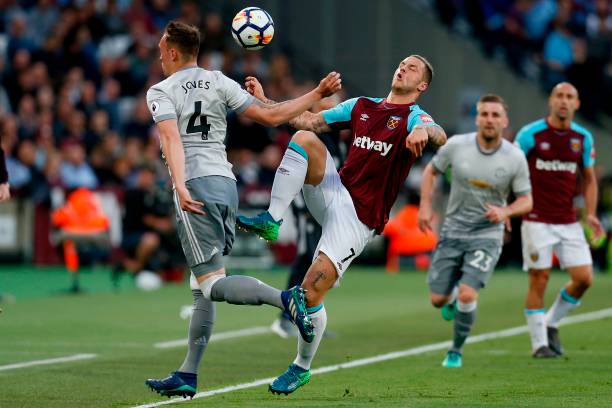 以他在爵士 以他在爵士